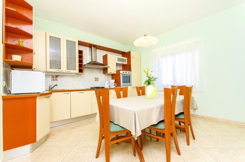Apartment San Kastela Luaran gambar